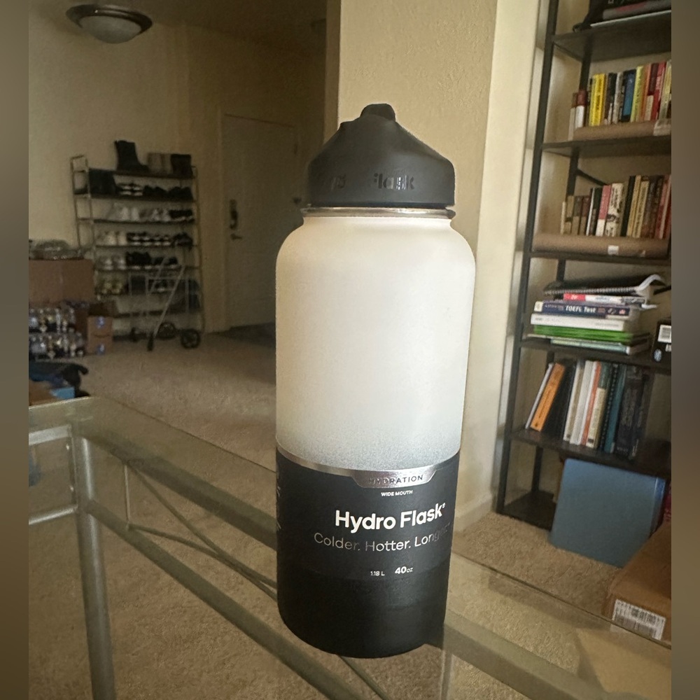 Hydro Flask Frosted Black Water Bottle